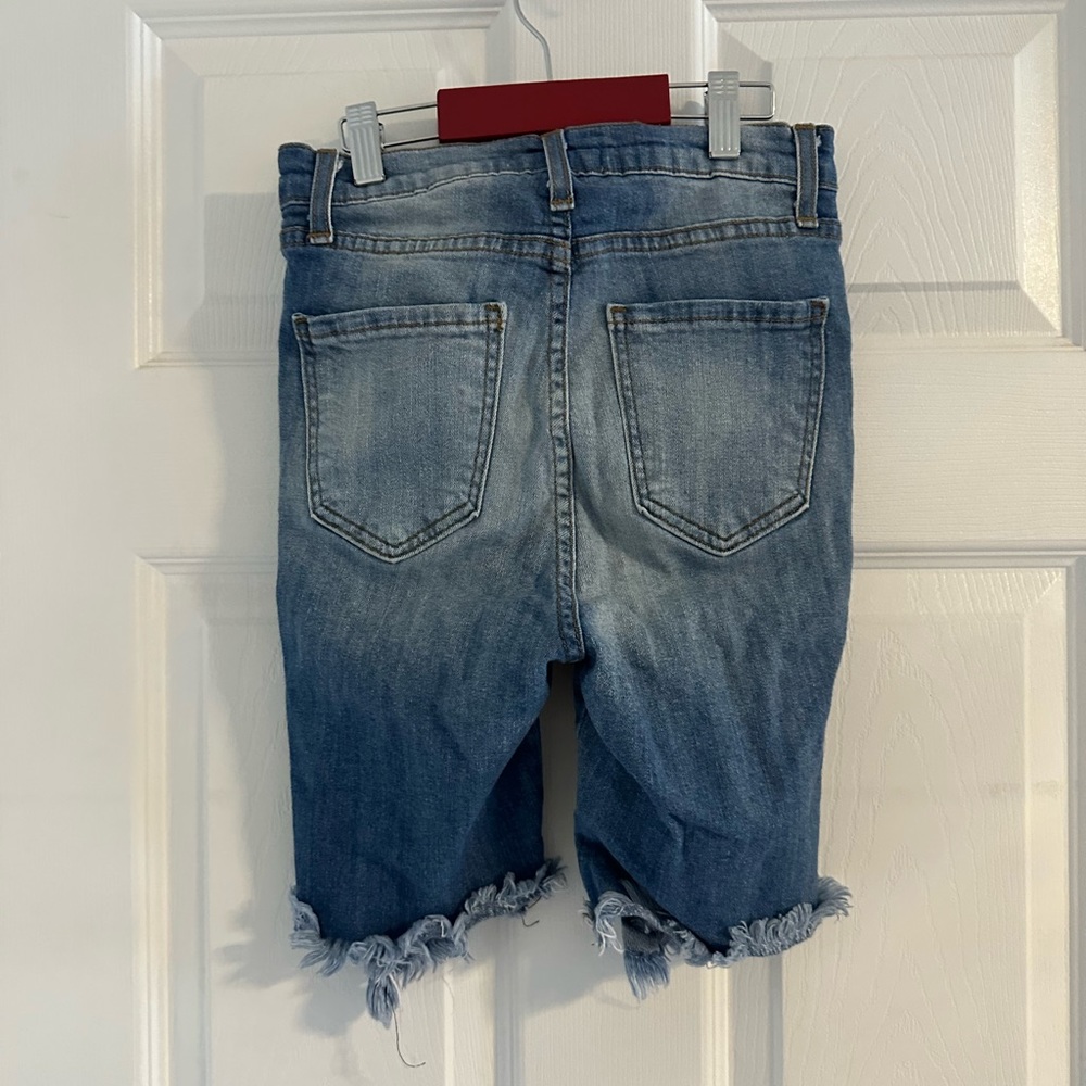 Distressed Shorts - Picture 2 of 3